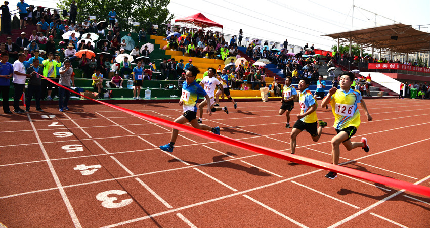 新華集團(tuán)二〇一六年春季田徑運(yùn)動(dòng)會(huì)隆重舉行 第 21 張 新華集團(tuán)二〇一六年春季田徑運(yùn)動(dòng)會(huì)隆重舉行 第 21 張