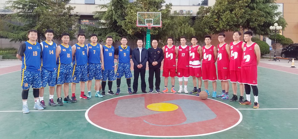 新華集團(tuán)二〇一七年春季田徑運(yùn)動會隆重舉行 第 6 張