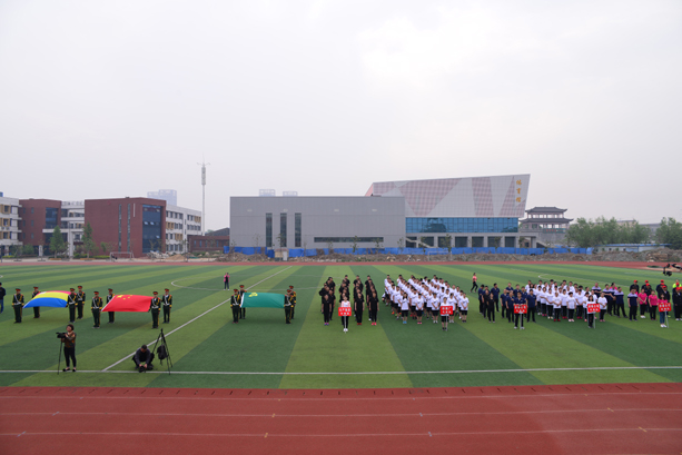 “團結拼搏，打造百年新華” 臨沂新華二〇一八年春季田徑運動會隆重舉行 第 20 張