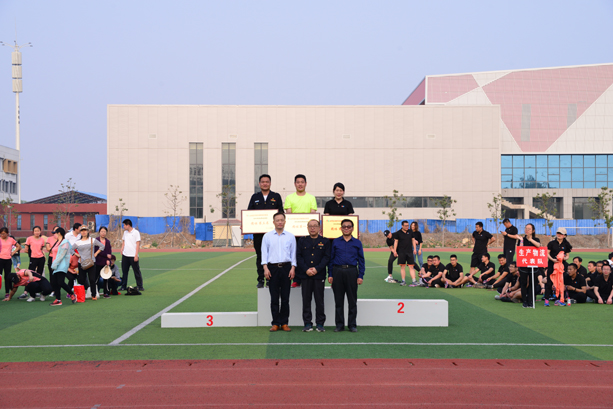 “團結拼搏，打造百年新華” 臨沂新華二〇一八年春季田徑運動會隆重舉行 第 22 張