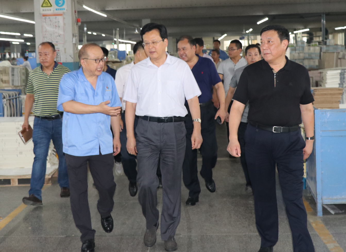 市政協(xié)主席、黨組書記徐濤蒞臨新華集團視察調(diào)研工作 第 2 張